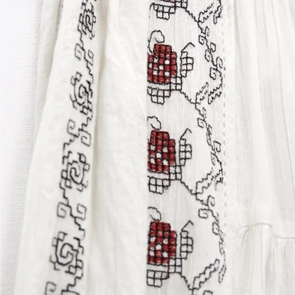 Zara NWT Embroidered Long Skirt size XS-S - Picture 11 of 17